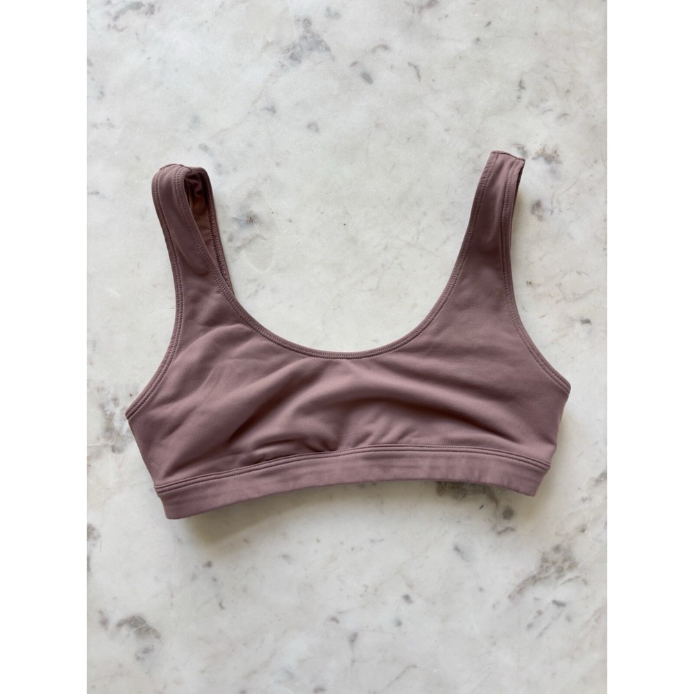 alo yoga ALOSOFT CENTER STAGE BRA in XS Rose Pink $58 retail
